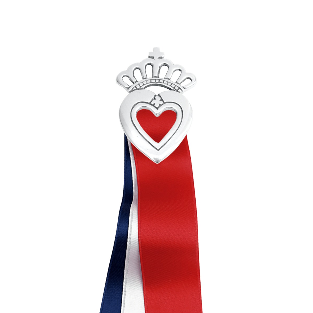 Sølvsløyfe med rødt hjerte og krone øverst, og rødt, hvitt og blått bånd hengende ned mot hvit bakgrunn