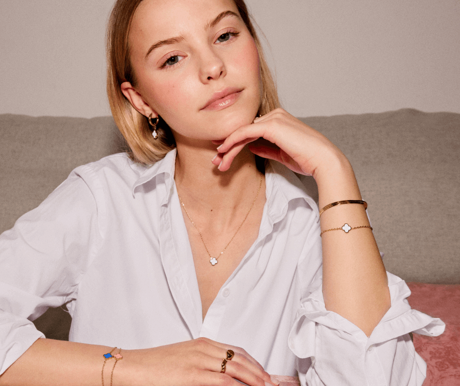 MERETE Armbånd Gullfarget Stål Hvit