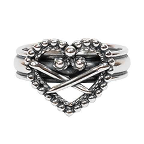 Bunadsring i oksidert sølv