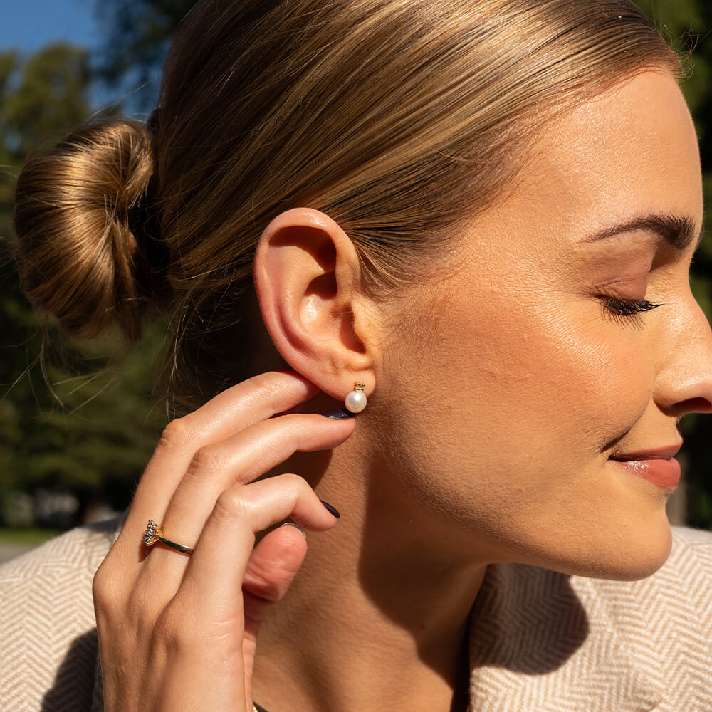 Øredobber Ferskvannsperler 375 Gult Gull