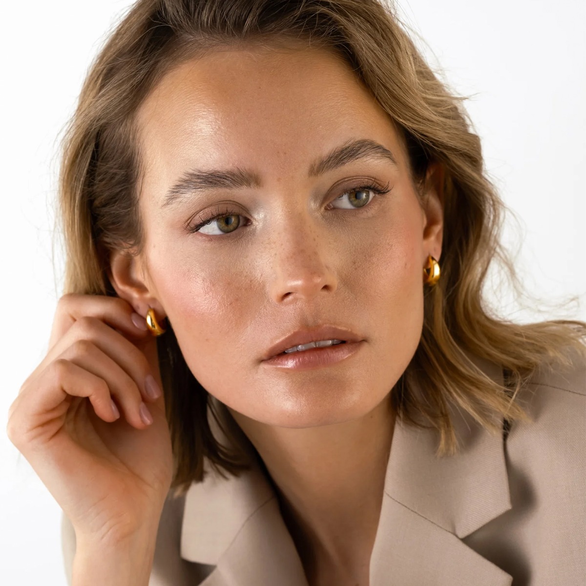 Bold Øreringer Gullfarget Stål 16 mm