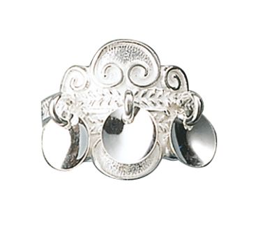 Bunadsring i lyst sølv