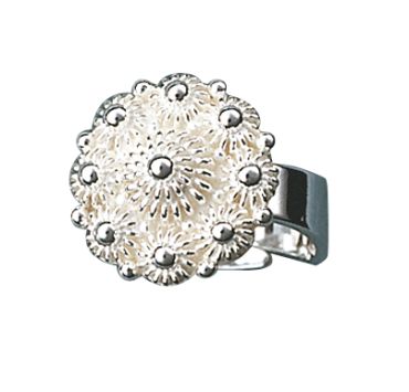 Bunadsring i lyst sølv