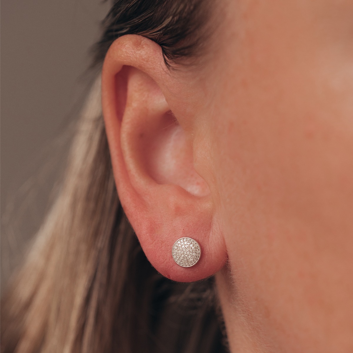 Diamantøredobber 585 Hvitt Gull 0,183 ct.