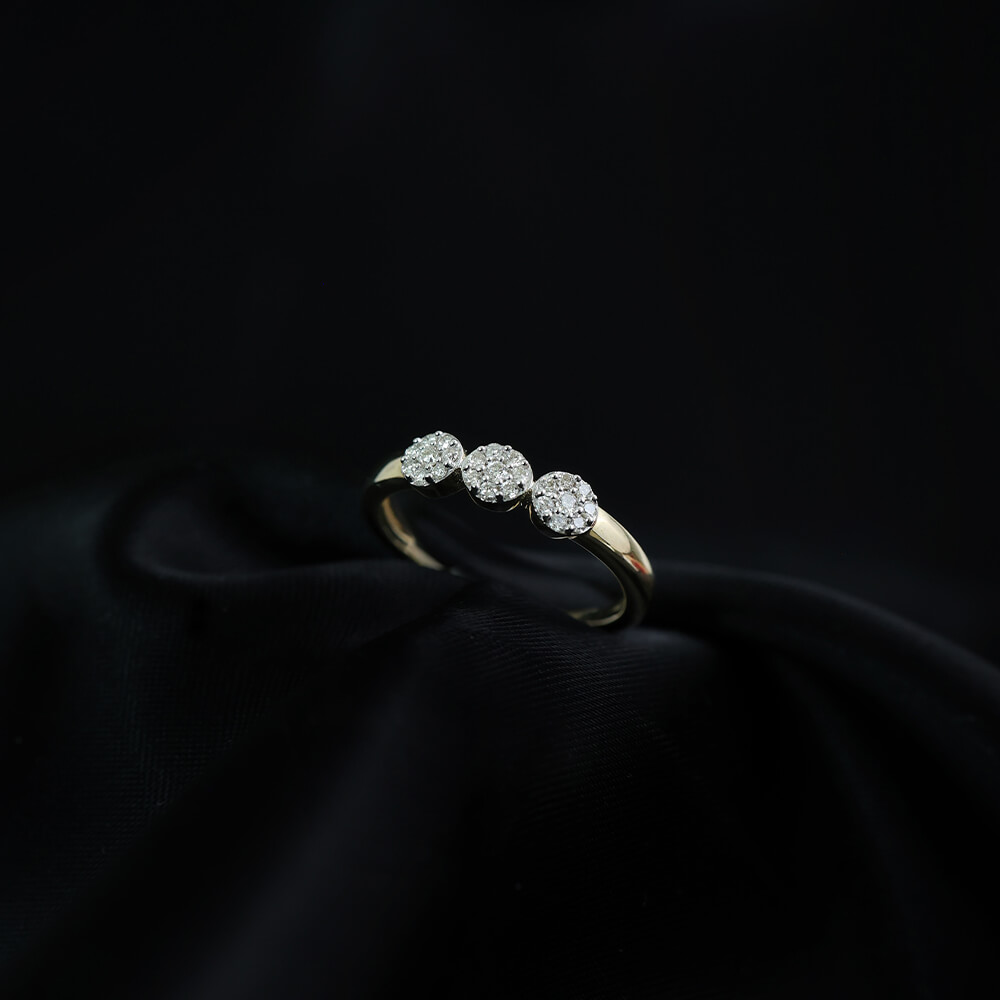 MARY Diamantring 375 Gult Gull 0,196 ct