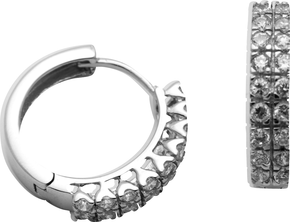 Sølvfargede øreringer med doble rekker av glitrende zirkonia-steiner, vist fra siden og front.