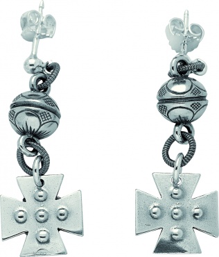 øredobb, Romsdal, oksidert