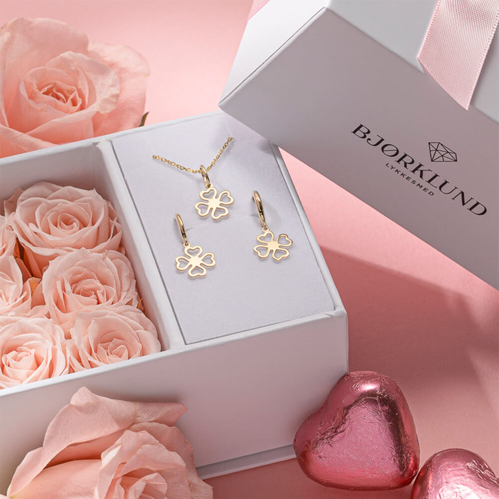 Halssmykke Kløver 375 Gult Gull