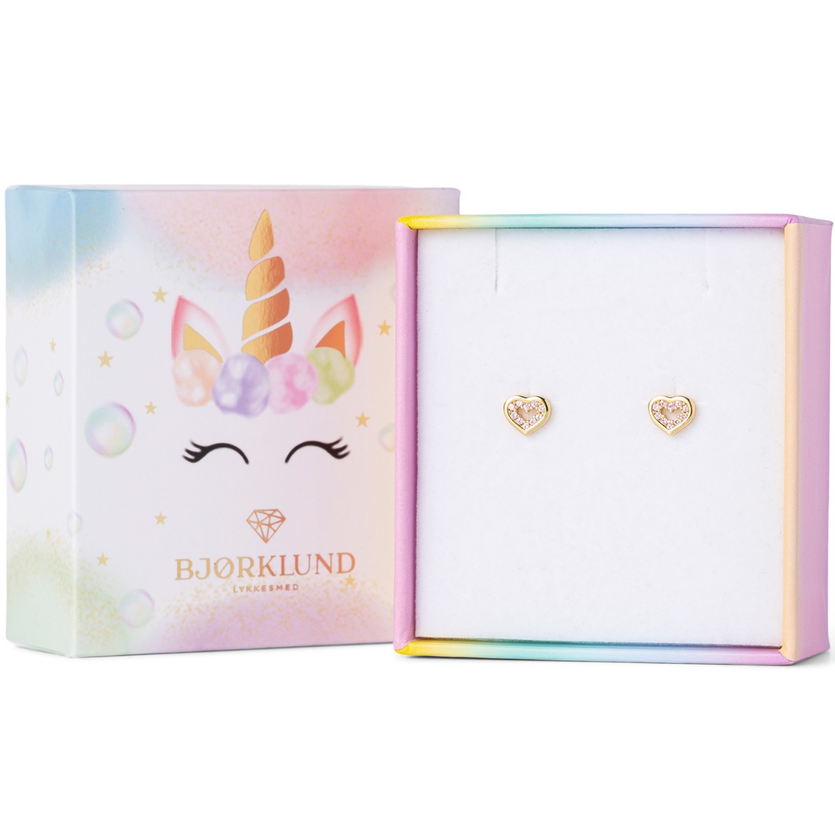 Et par barneøredobber i gullfarget metall, formet som små hjerter dekorert med lyserosa stener, med klassisk stift og lås bak.