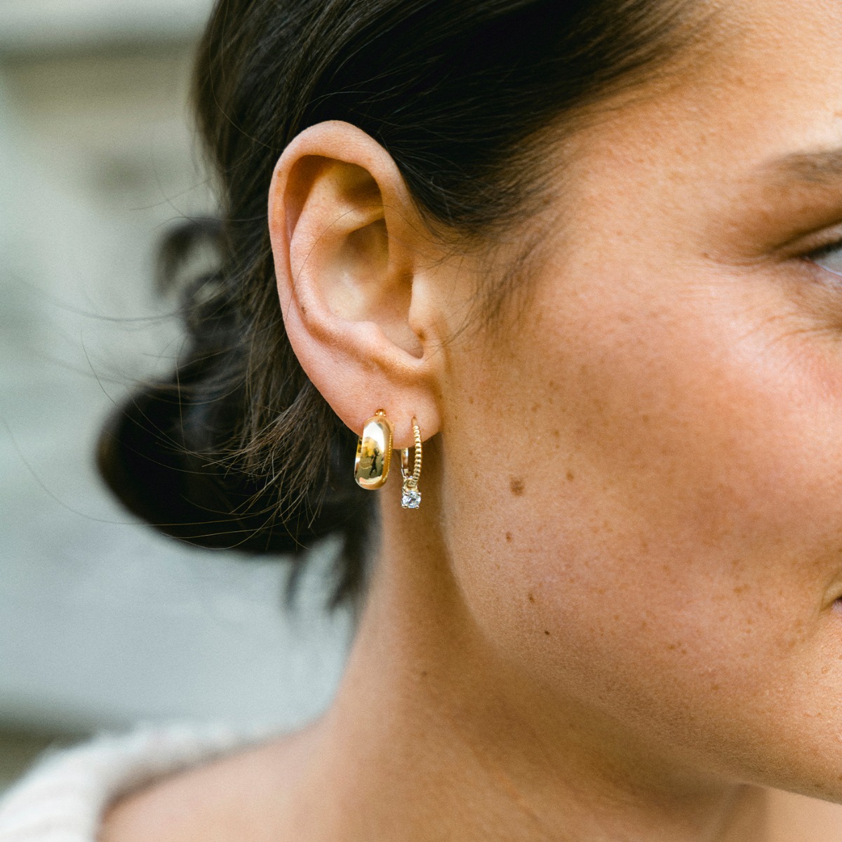 NINA Øreringer 375 Gult Gull