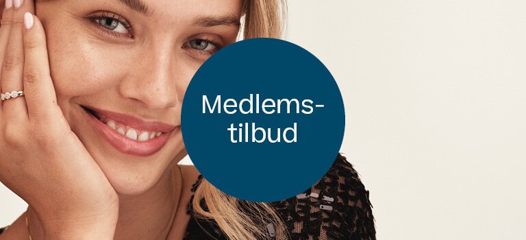 jente som smiler med en blå boble som sier medlemstilbud